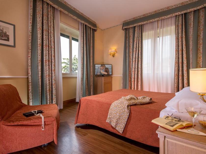 Hotel Santa Costanza By Omnia Hotels Rome Luaran gambar